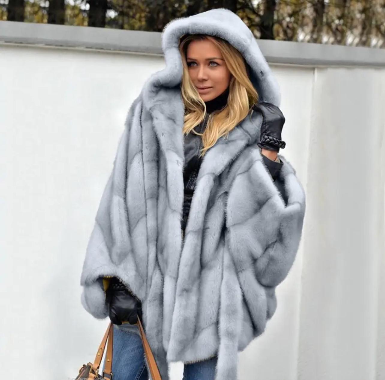 Amaya | ג'קט עור אקולוגי יוקרתי עם כובע